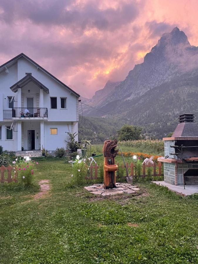 Hotel Bujtina Izet Selimaj Valbone Exterior foto